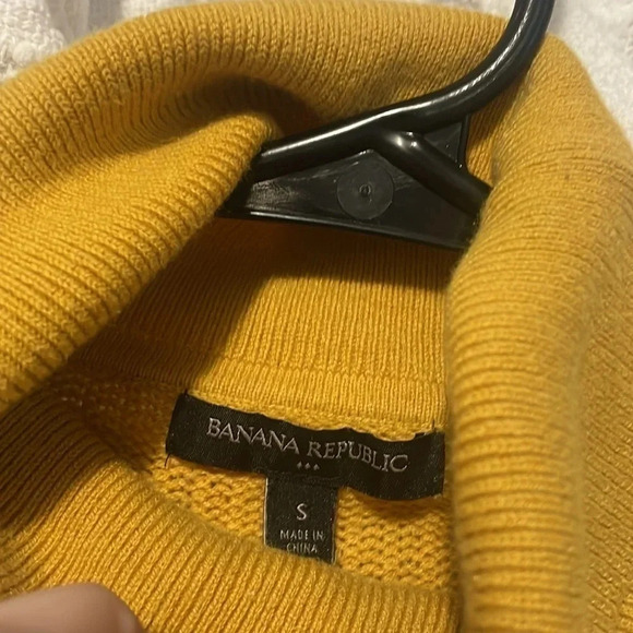 Banana Republic Small turtleneck sweater mustard yellow - Picture 6 of 7